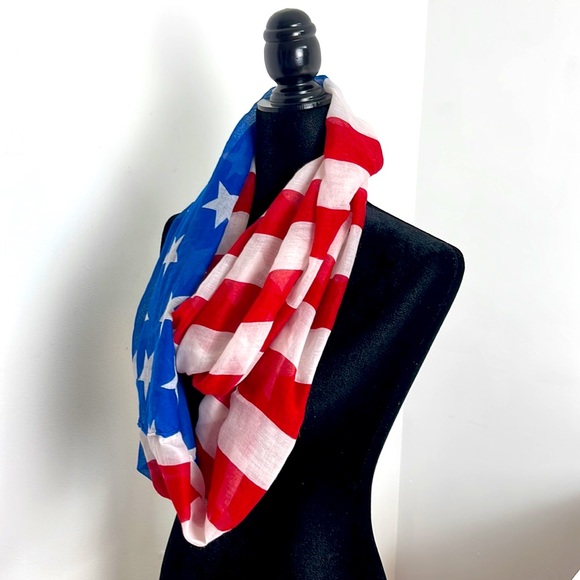 Patriotic Infinity Scarf - Picture 4 of 9